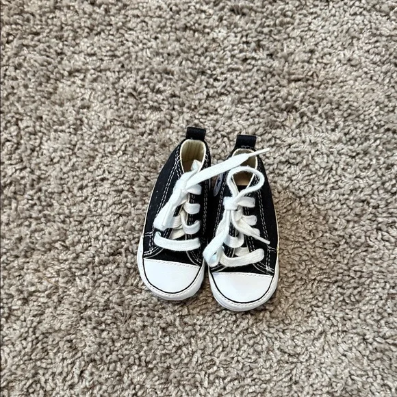 Classic Chuck Taylor Black and White Baby Crib Sneakers - Picture 1 of 4